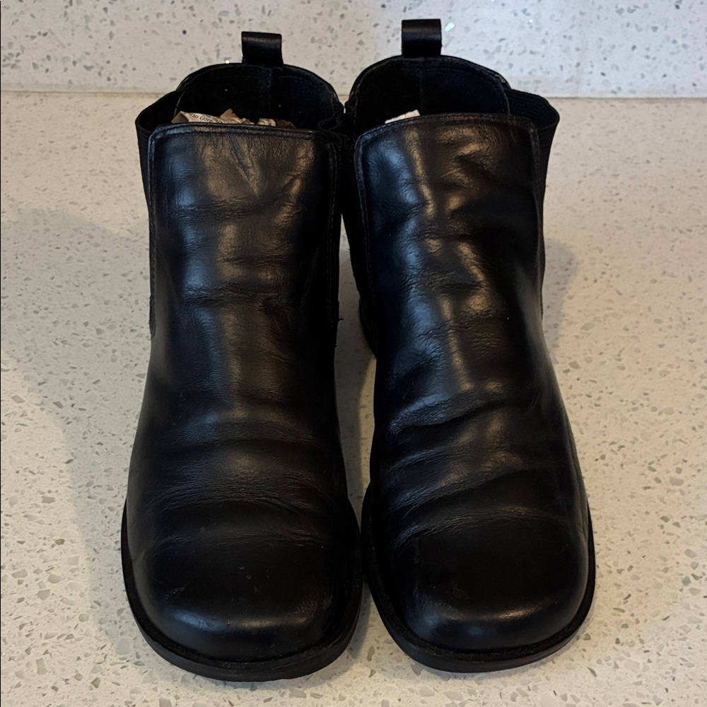 PAZZO Black Ankle Boots